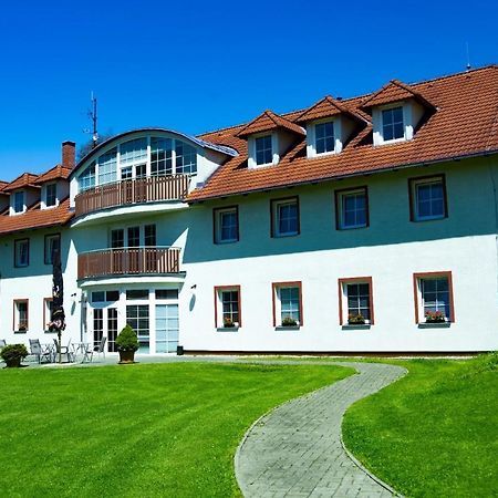 Penzion Pastviny Exteriör bild