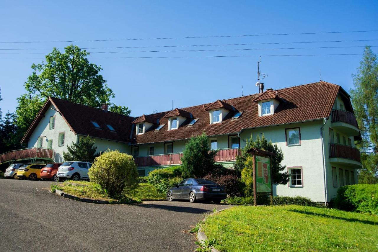 Penzion Pastviny Exteriör bild
