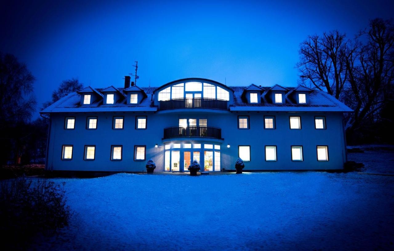 Penzion Pastviny Exteriör bild